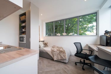1 bed studio, 170 Armada Way, City Centre, Plymouth, PL11LB - Image 4